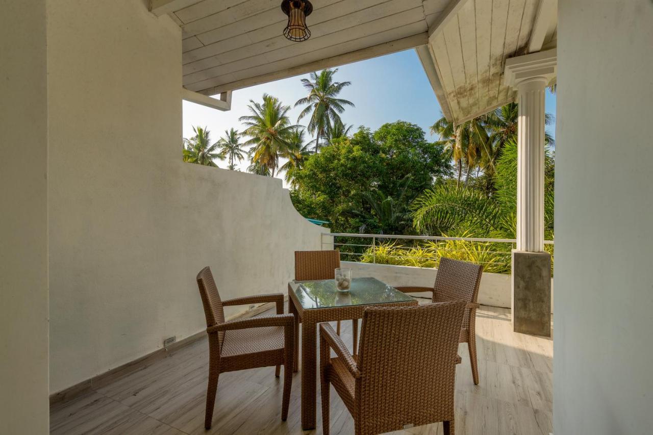 Deltora Villa - Free Drop Off To Galle Fort By Tuktuk Bagian luar foto